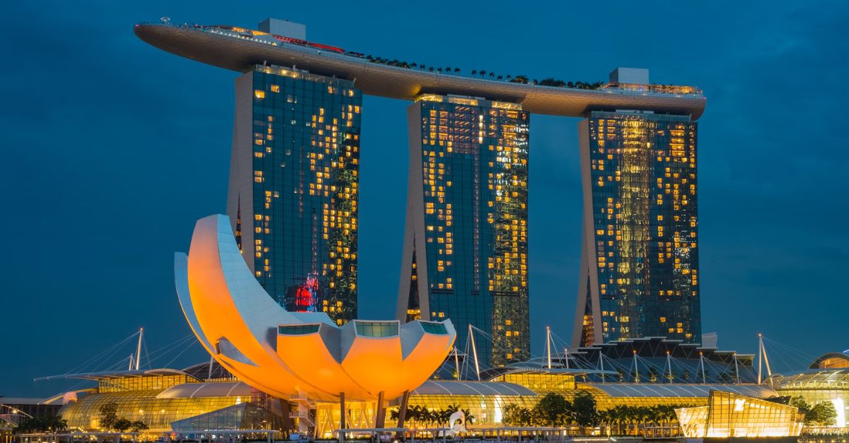 Digital Nomad Singapore Guide 2025: Where to cowork, stay and socialise - Work-Buddy coworking insights